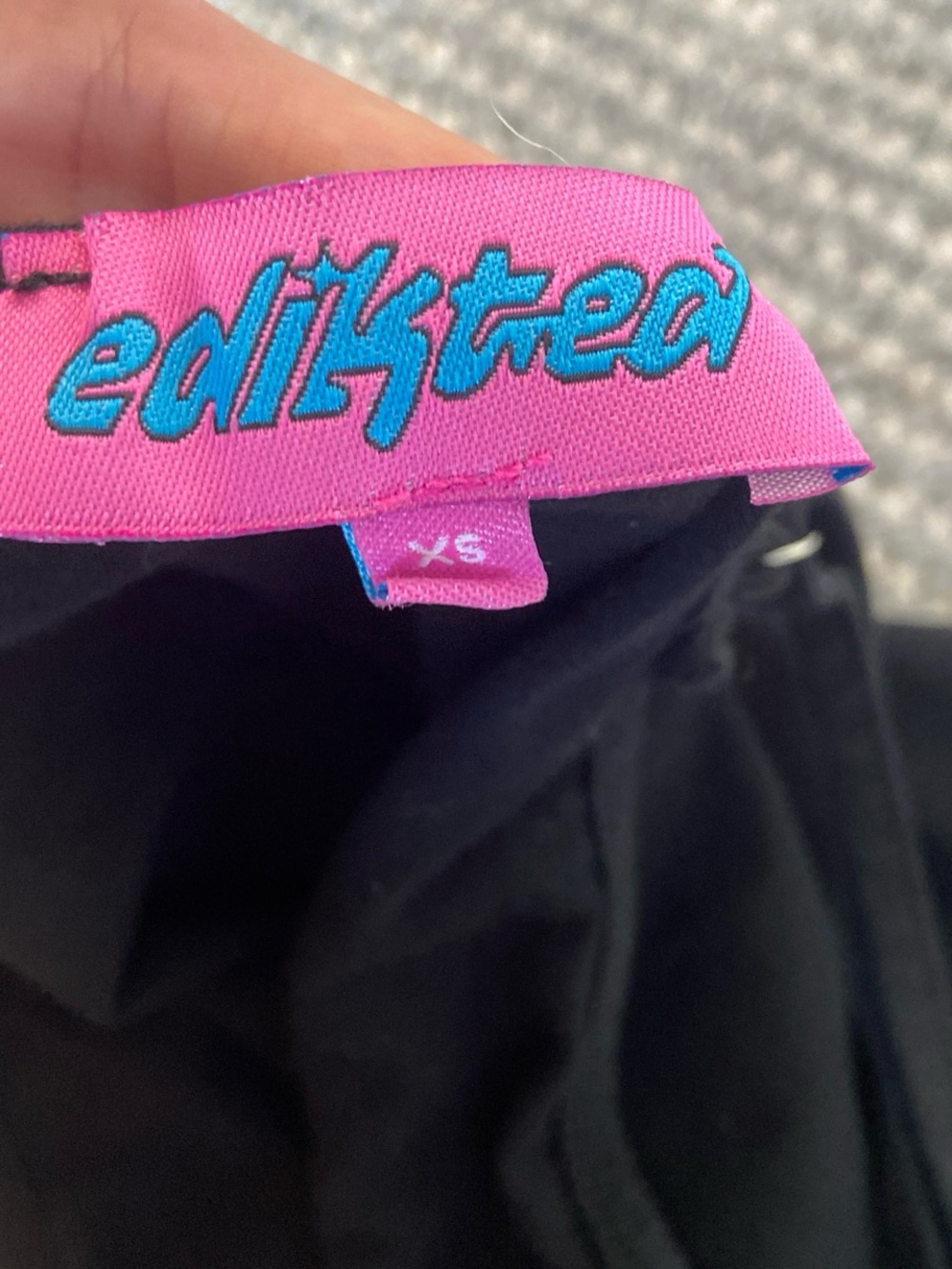 Edikted Black Tank Top with White Trim - Picture 3 of 3